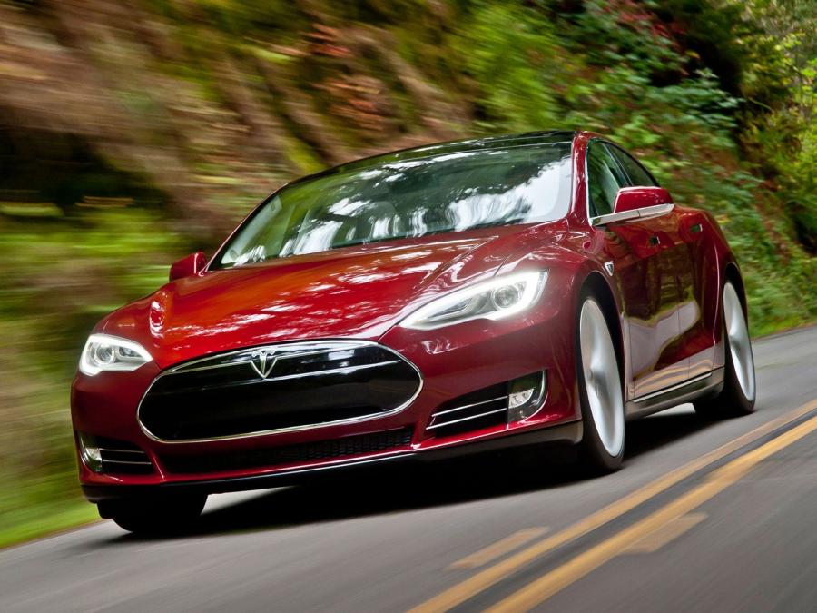  Tesla Model S 2012 года  (фото 4 из 88)